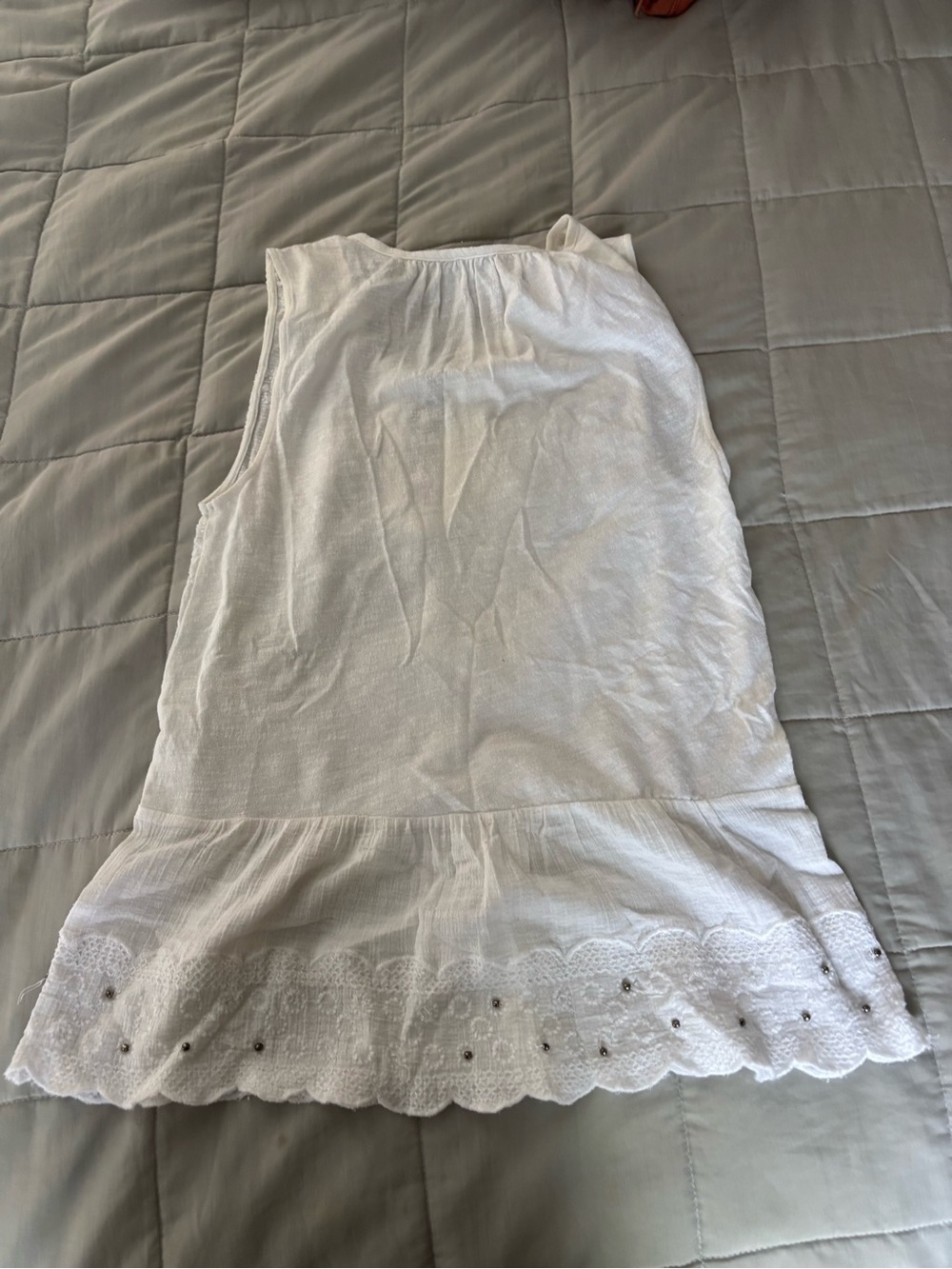 Lucky Brand White Embroidered Tie-Front Sleeveless Top - Picture 2 of 3